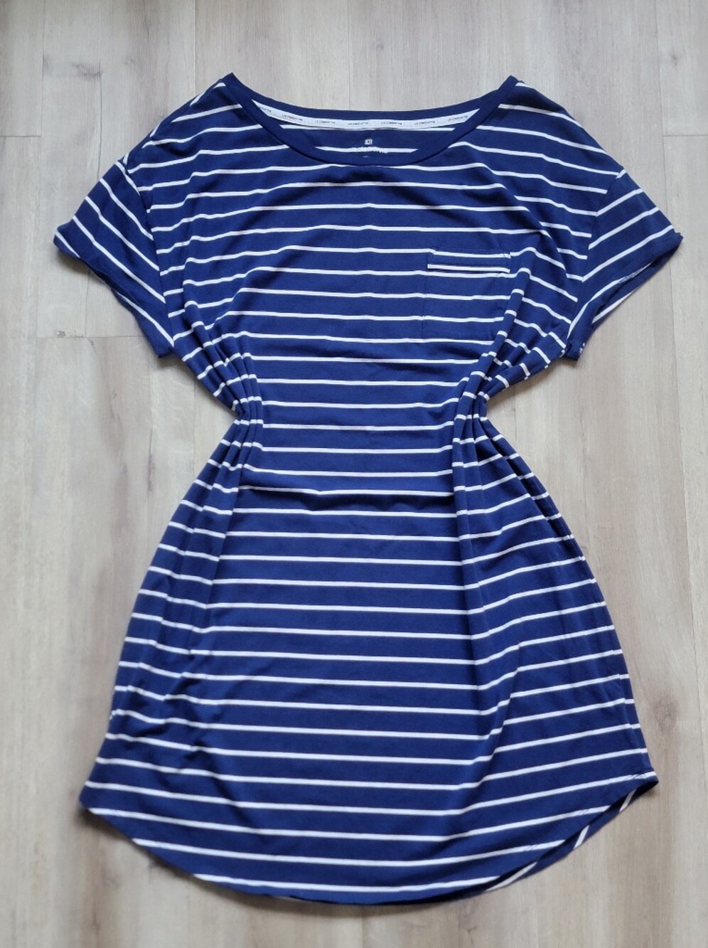 Liz Claiborne Navy and White Striped Short Sleeve Pocket Tee